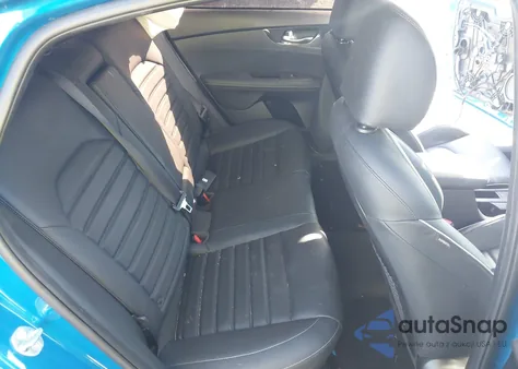 2023 Kia Forte Gt-Line z USA, uszkodzony, nr VIN 3KPF54AD0PE624063